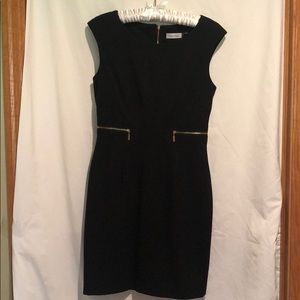 Crepé sheath dress